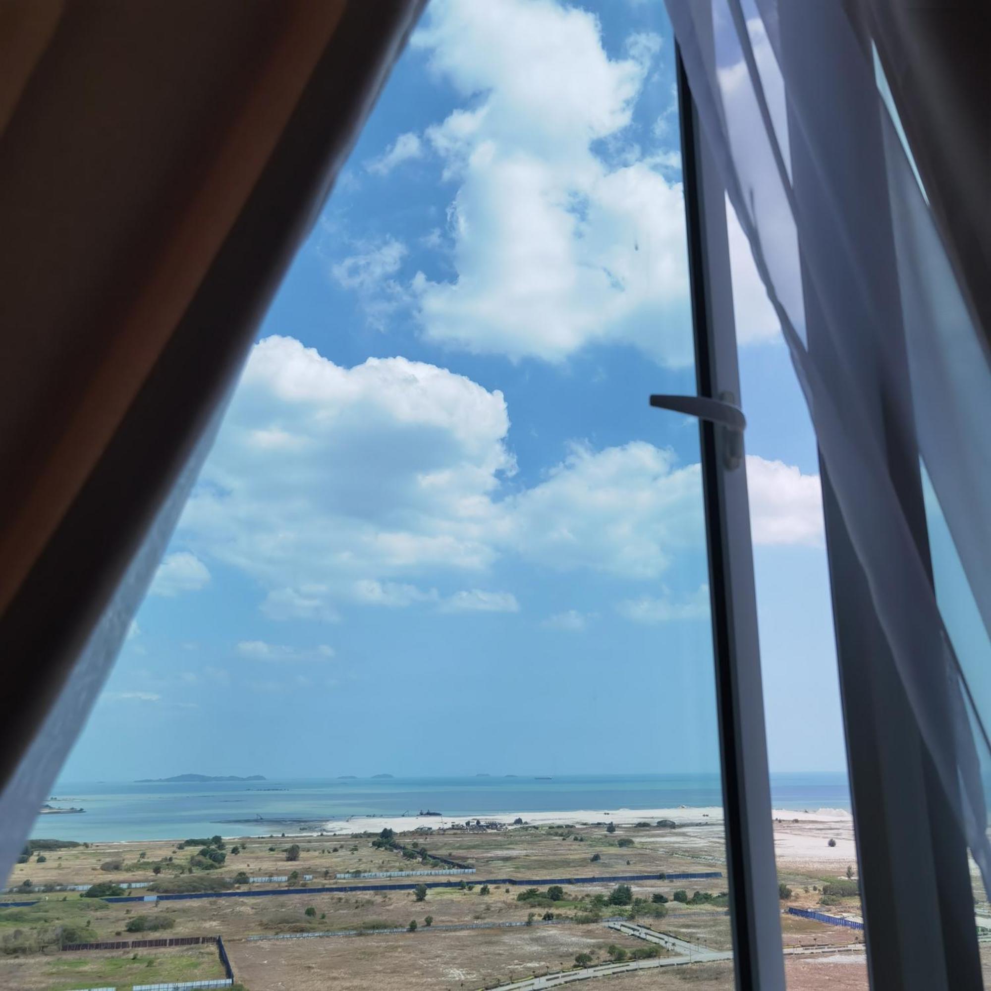 Amber Cove Seaview I Muji 2br I Game I 3-9pax Apartment
