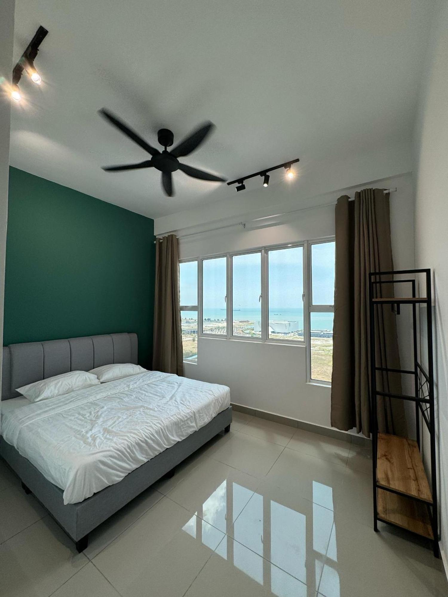 Apartment Amber Cove Seaview I Muji 2br I Game I 3-9pax *